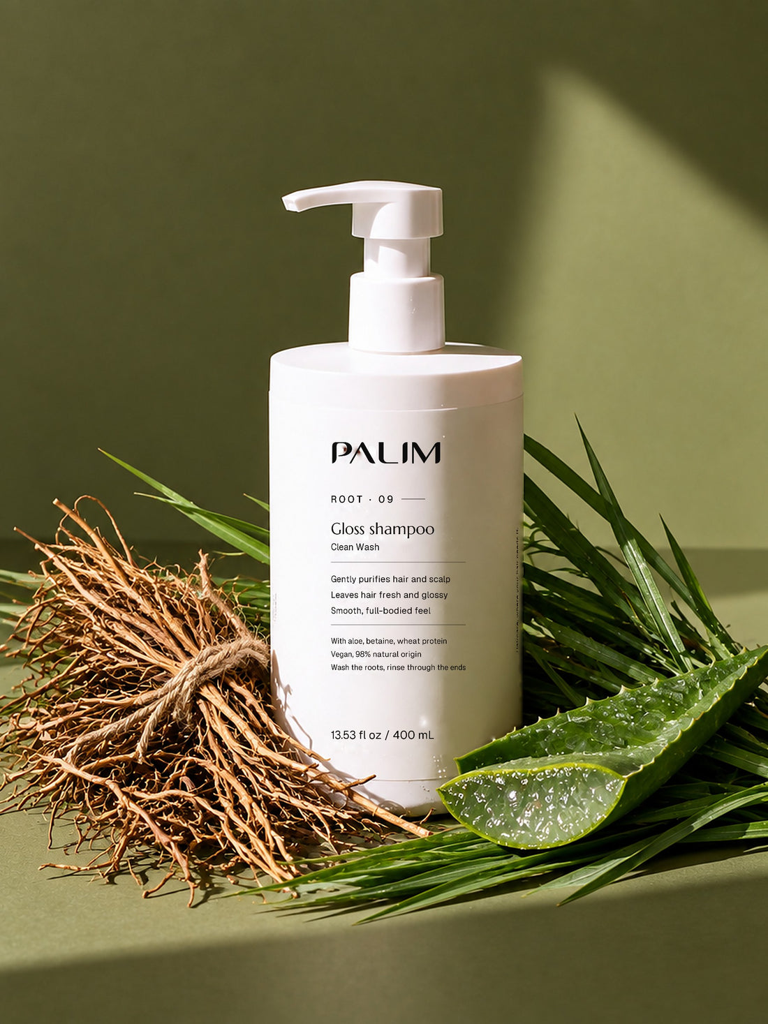 Clean Wash gloss shampoo with vetiver roots, grass and aloe